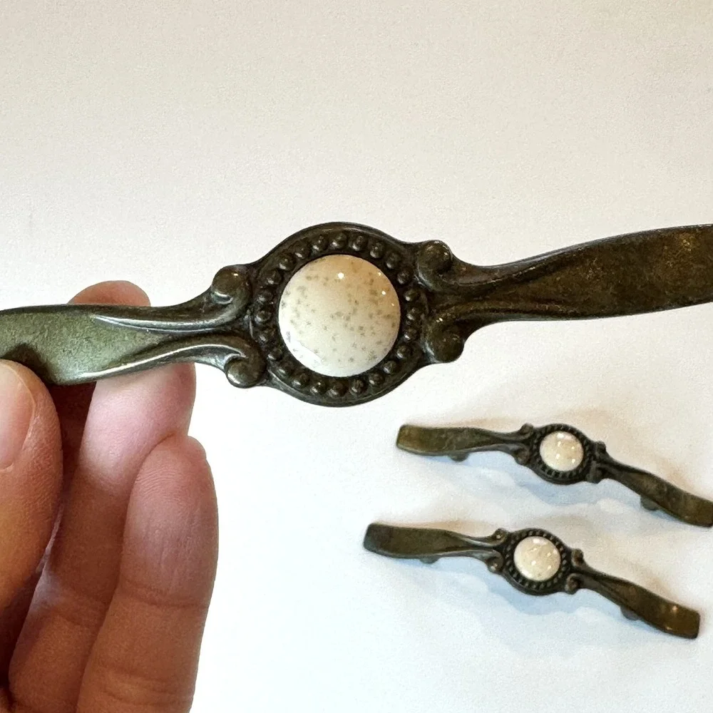 3 Vtg Brass Speckled Stone Center Hardware Cabinet Drawer Pulls Sundial Center